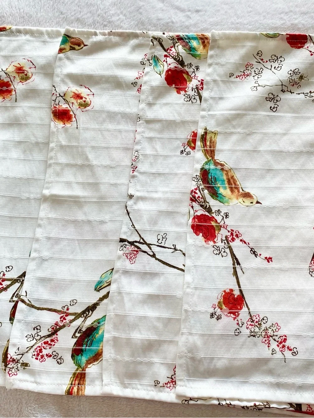 Vintage White Table Linens Napkins with birds set of four